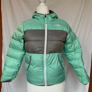 North Face Reversible Girls Jacket. Barely worn.